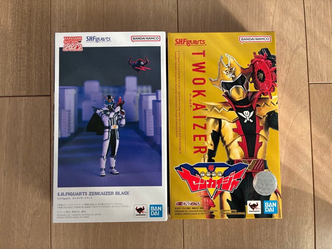 フィギュアーツ　ゼンカイザーブラック＆ツーカイザー