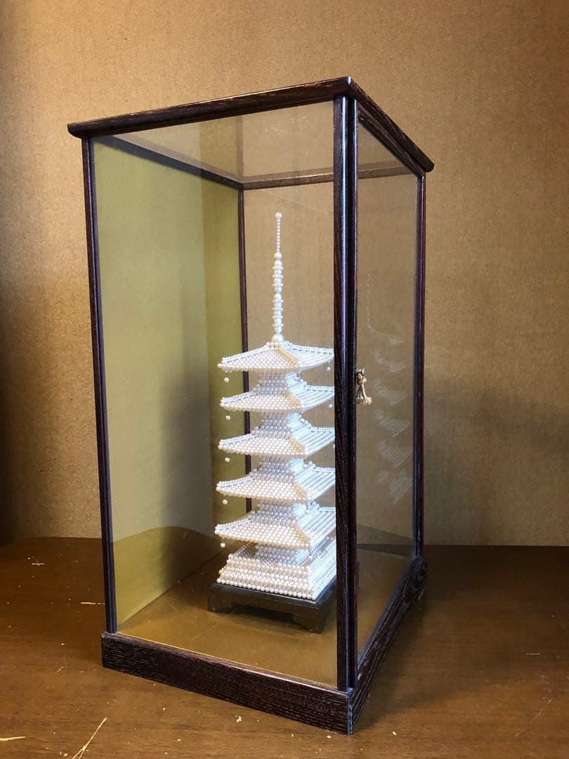 真珠　五重塔　模型　ガラスケース付き