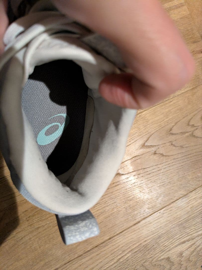 ASICS Nova surge3 グレー 　ノヴァサージ3