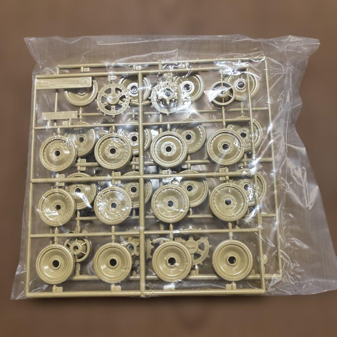 タミヤ 1/25 ドイツ陸軍戦車ロンメル(シングル)