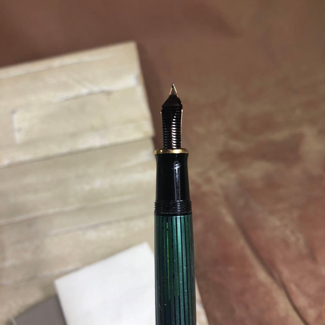 Pelikan 万年筆 M400 グリーン/ブラック　F 細時タイプ　未使用✨