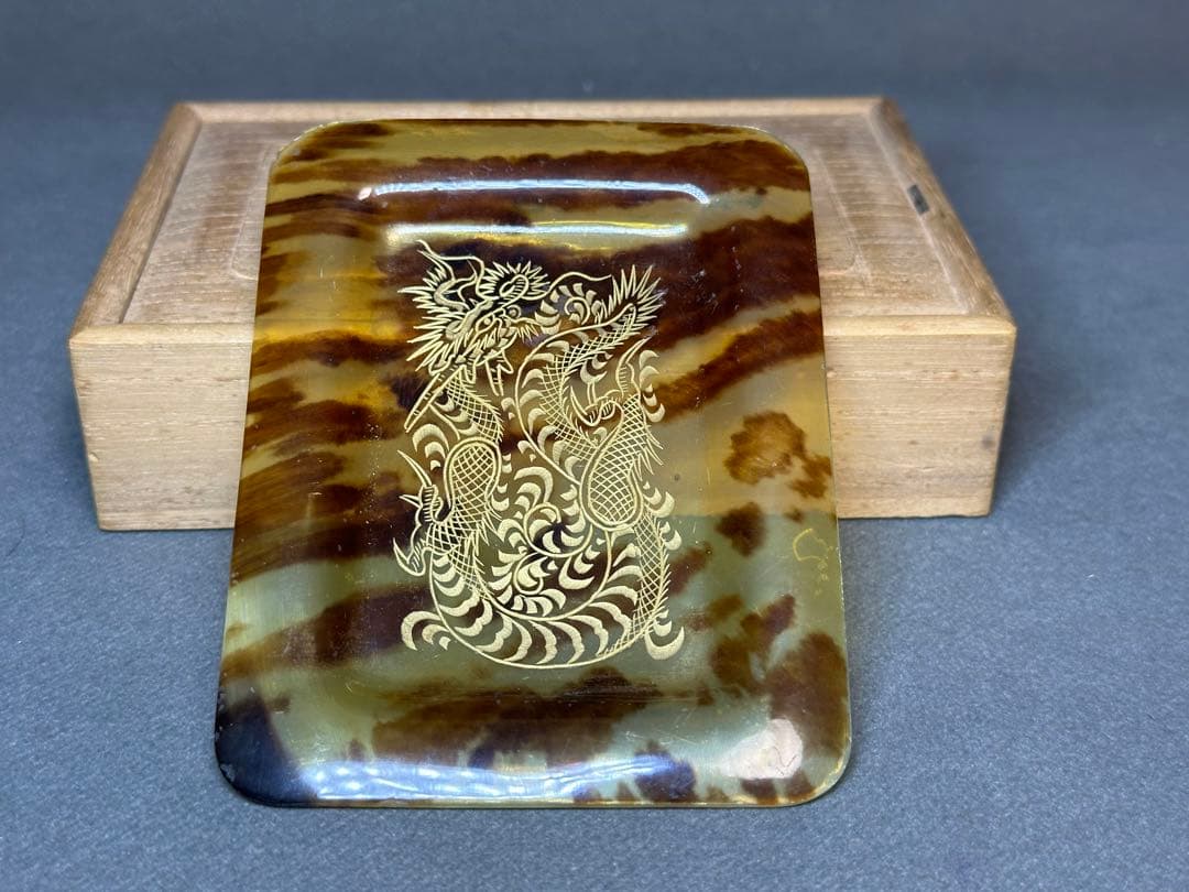 本鼈甲　べっ甲　銘の盆　和装小物　古美術品彫刻 細密細工　骨董　アンティーク