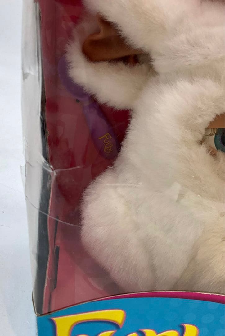 ハ*郎様 ★未開封品★ ファービー2 白 ベージュ 英語版 ブルーアイ 青目 2