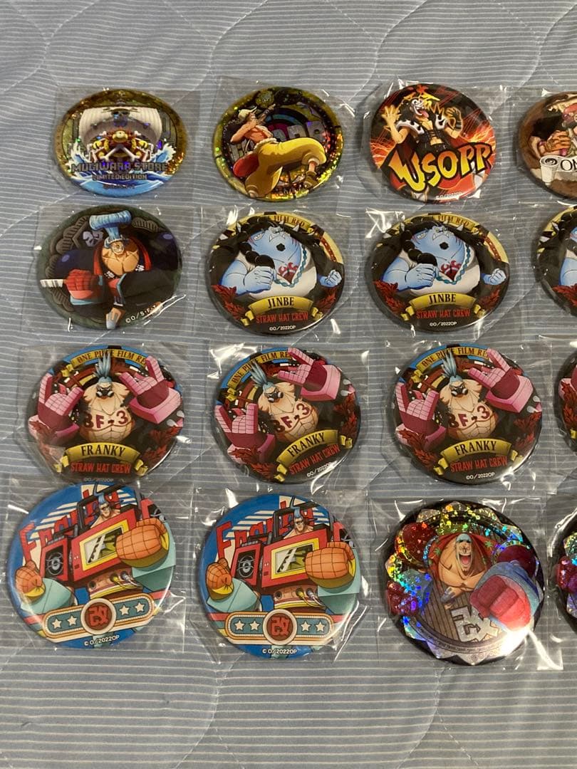 ONE PIECE ワンピース　バースデー缶バッジ　缶バッジ　大量　まとめ売り