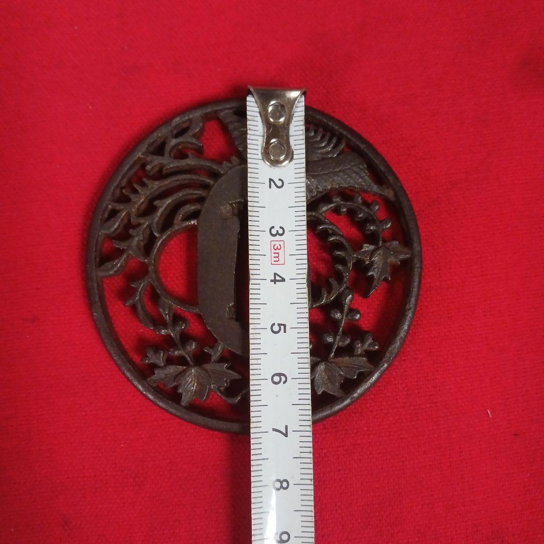 鍔　刀鍔　鳳凰図　鉄地