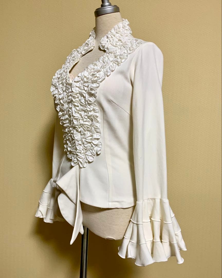 かみん様　フラメンコ 衣装　ソニアジョーンズトップス ホワイト サイズ3