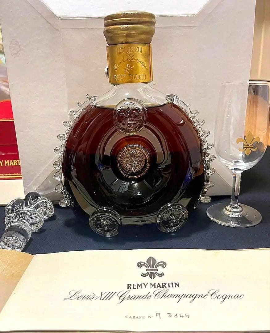 早い者勝ち❣️レミーマルタン ルイ13世 バカラ 未開封　　baccarat 古酒