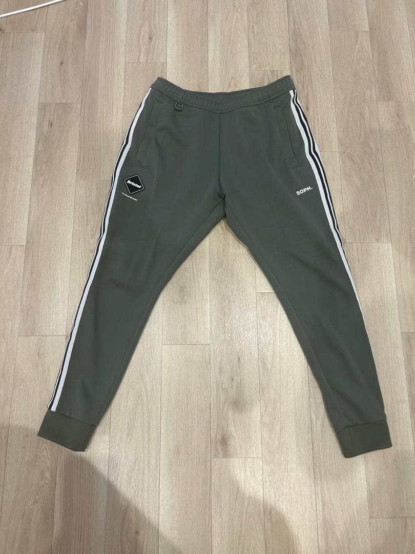 ブリストルTRAINING TRACK HOODIE・ RIBBED PANTS