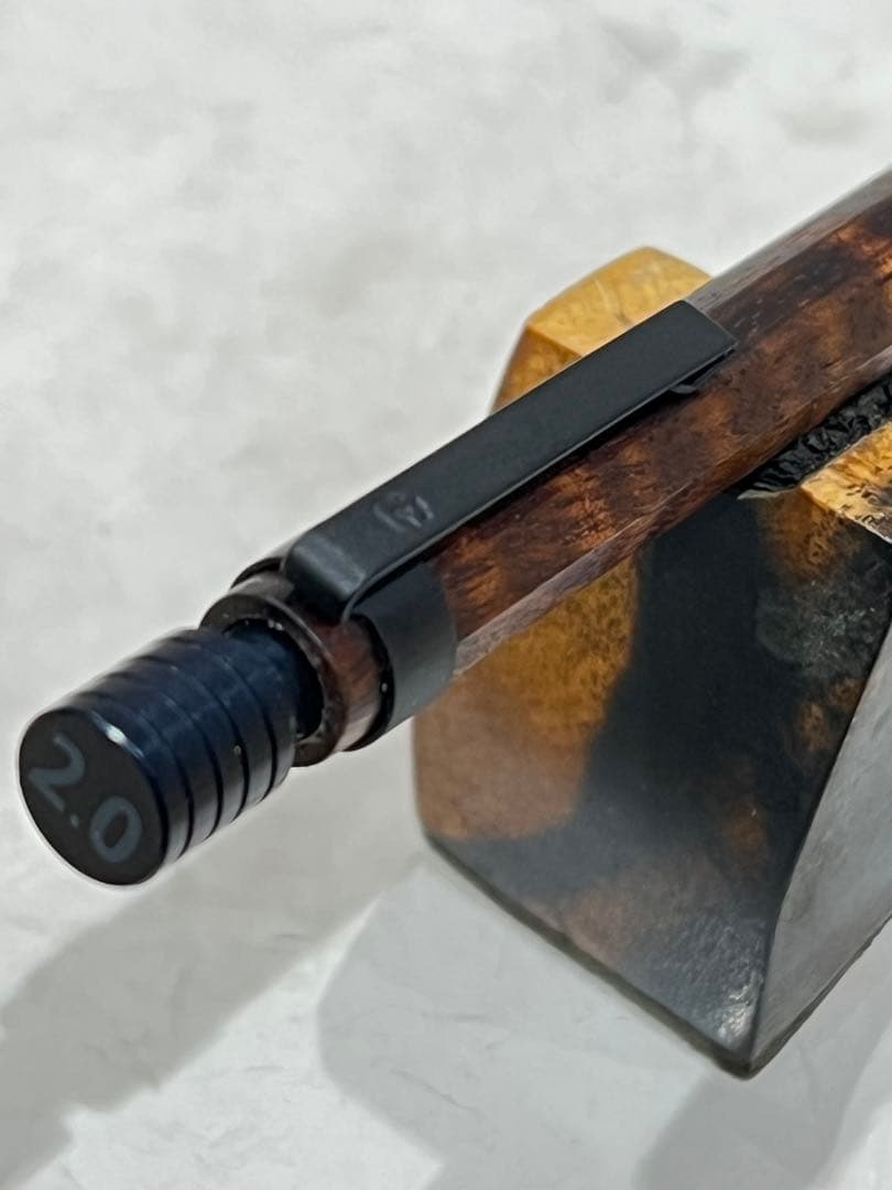 kk　STAEDTLER 2.0mm 八角軸 ハワイアンコア