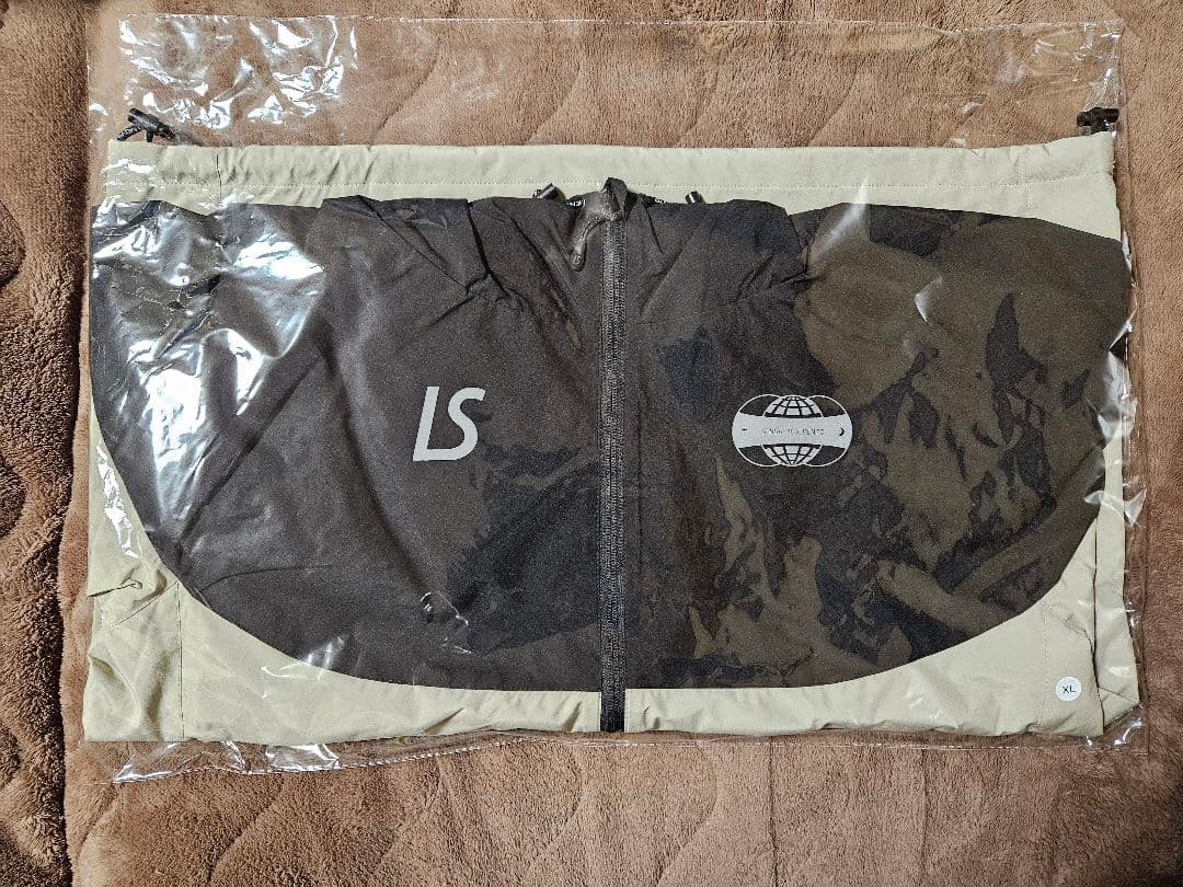 ルースイソンブラ タフタジャケット XL