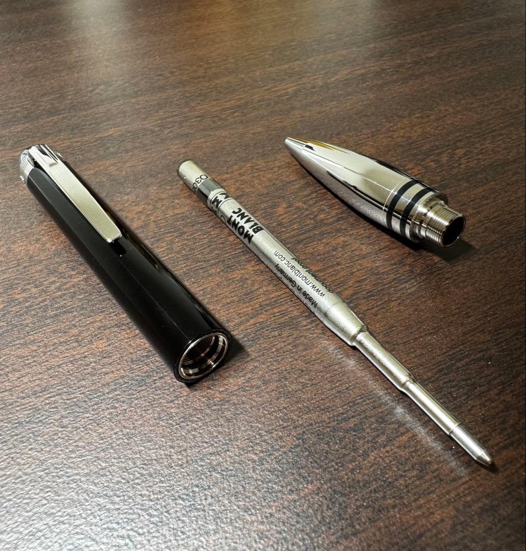 MONTBLANC STARWALKER DOUÉ