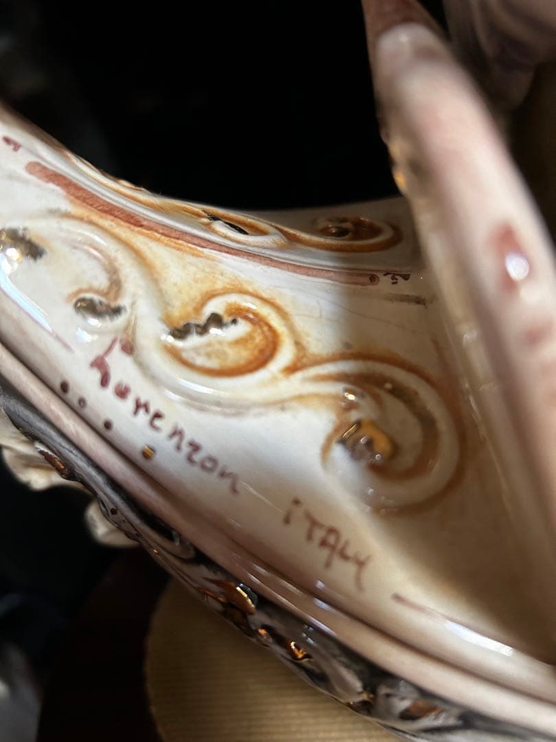 ベネチア仮装パーティ帰りゴンドラの恋人達