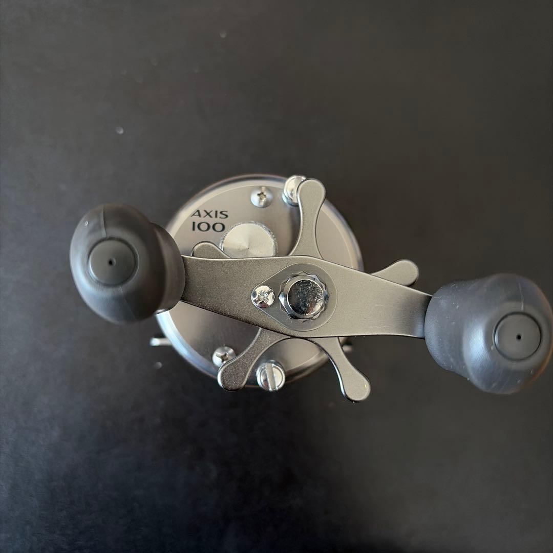 【美品】Shimano AXIS 100 ベイトリール　渓流 バス トラウト