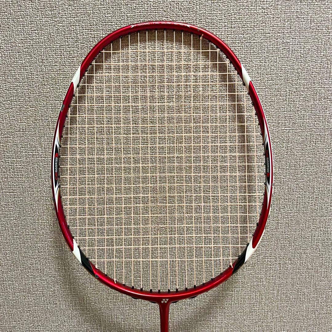 廃盤品 ARCSABER 10 レッド バドミントンラケット