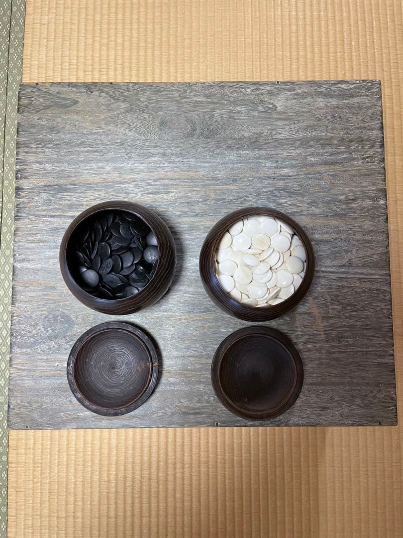 脚付　本榧　囲碁盤　囲碁盤と碁石　カバー付