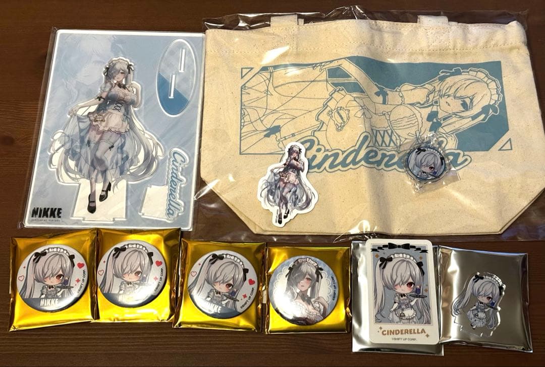 NIKKE× and GALLERY シンデレラ　グッズ10点