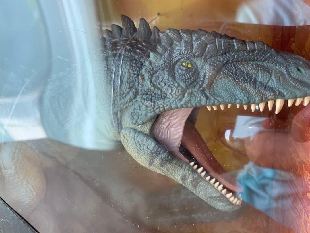 【新品未開封】ギガノトサウルス ハモンド・コレクション　ジュラシック・ワールド