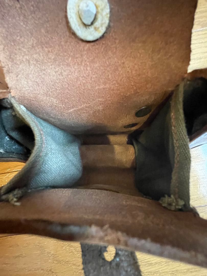 スウェーデン軍５連ベルト　カオスポーチ　バンダリアポーチ