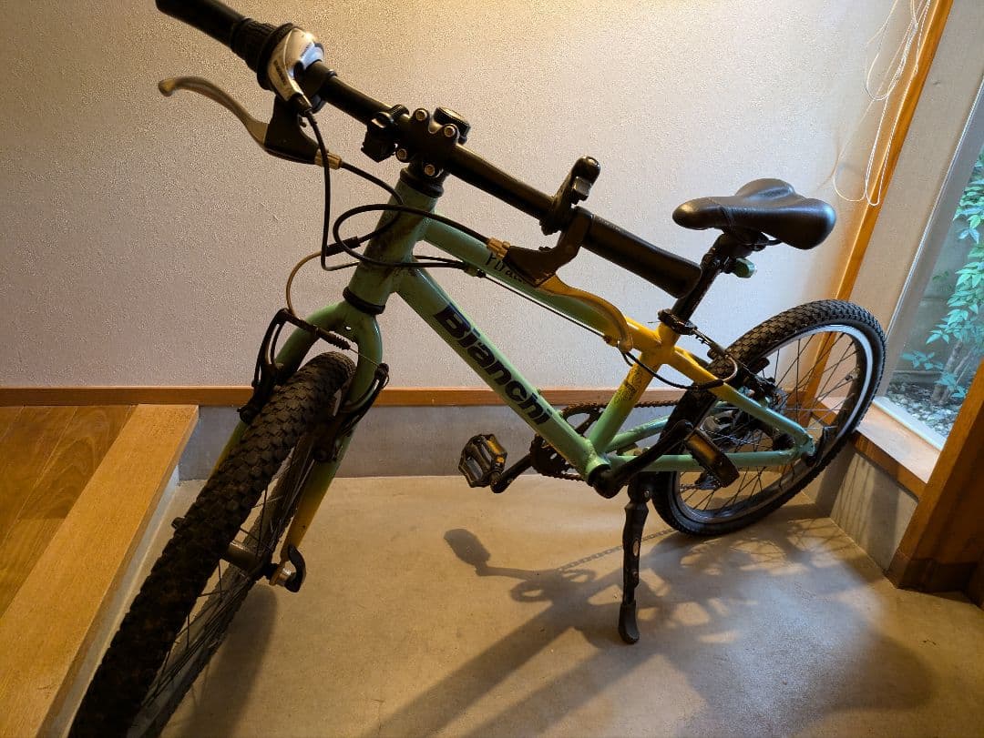 ビアンキ　自転車　子供　キッズ　20インチ