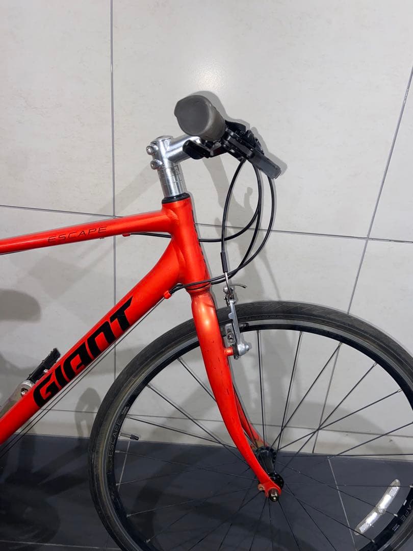 高年式！GIANT escape R3クロスバイク　ジャイアント　エスケープrx