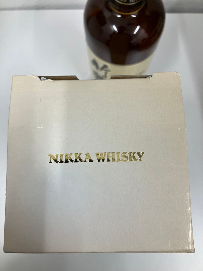箱付　ニッカウヰスキー　竹鶴 ピュアモルトウイスキー　700ml