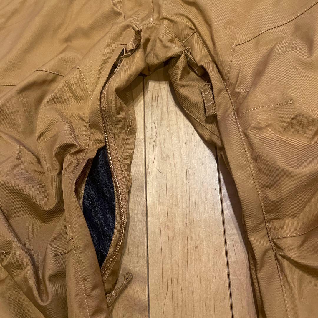 ESCAPEエスケープスノーボードウエアレディースMスキーウエア上下セット美品