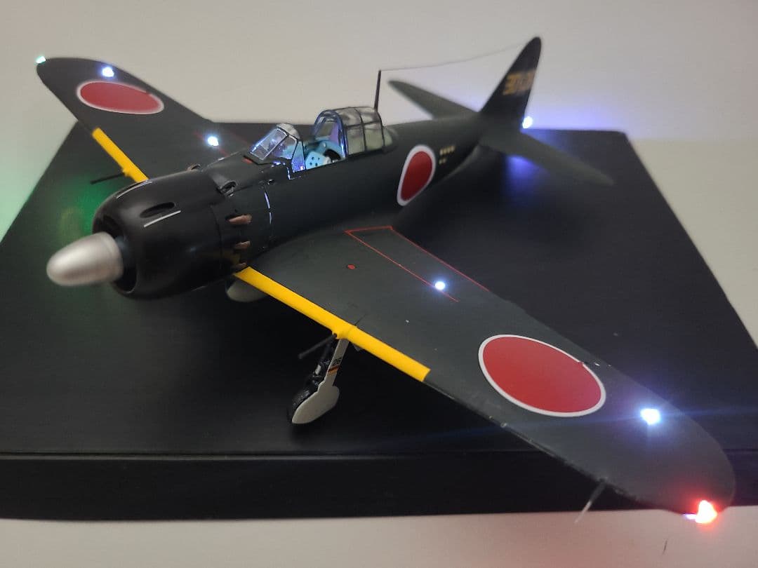 マギウス (零式艦上戦闘機52型甲 リアルモーターライズ完成品)