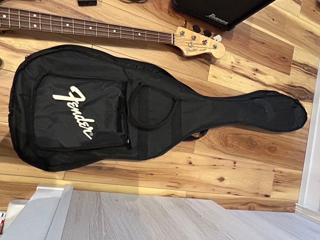 Fender ジャズベース ブラック 初心者セット（ミディアムスケール）