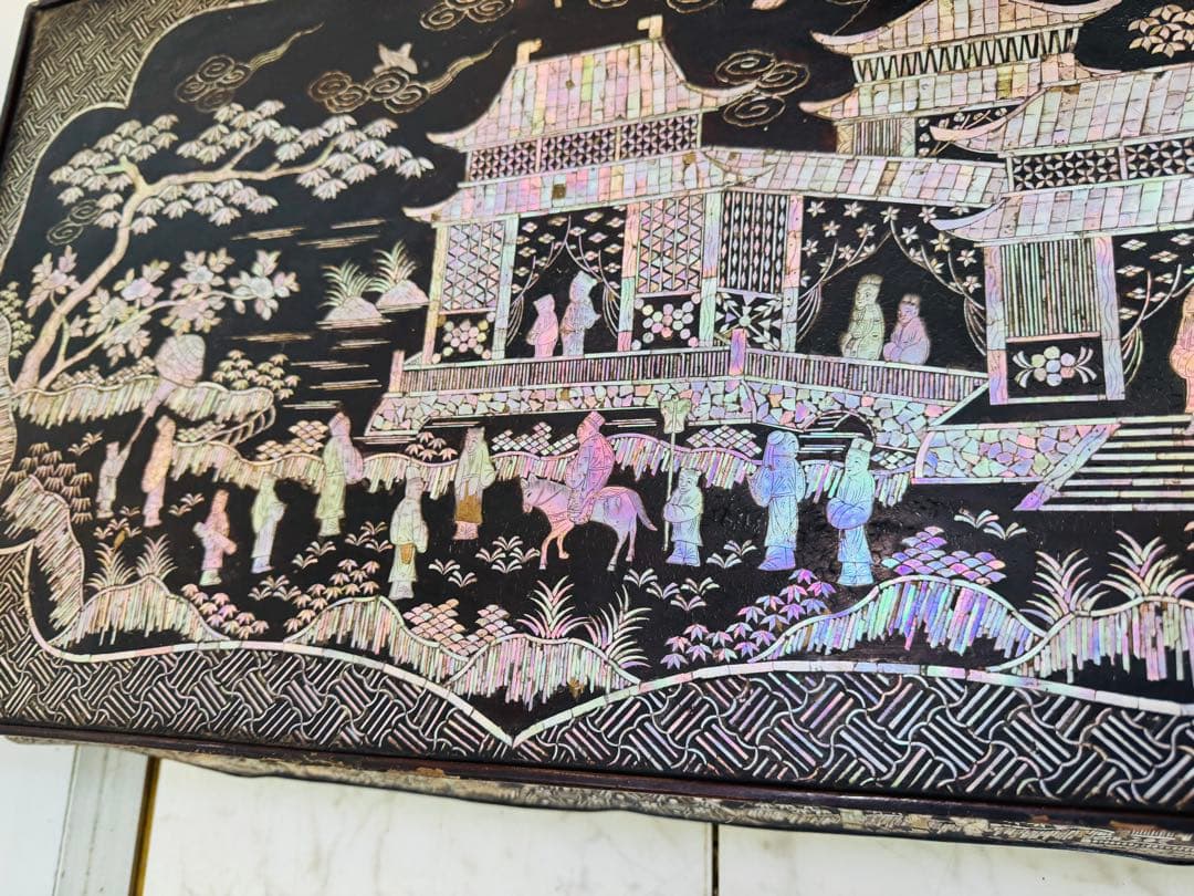 総螺鈿 細工 楼閣人物 長方平卓 61cm花台 飾台 香炉台 木製 猫足 漆芸