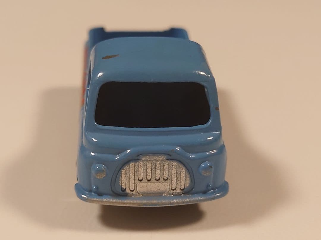 MATCHBOX No.60 MORRIS J2 PICK-UP ※silver