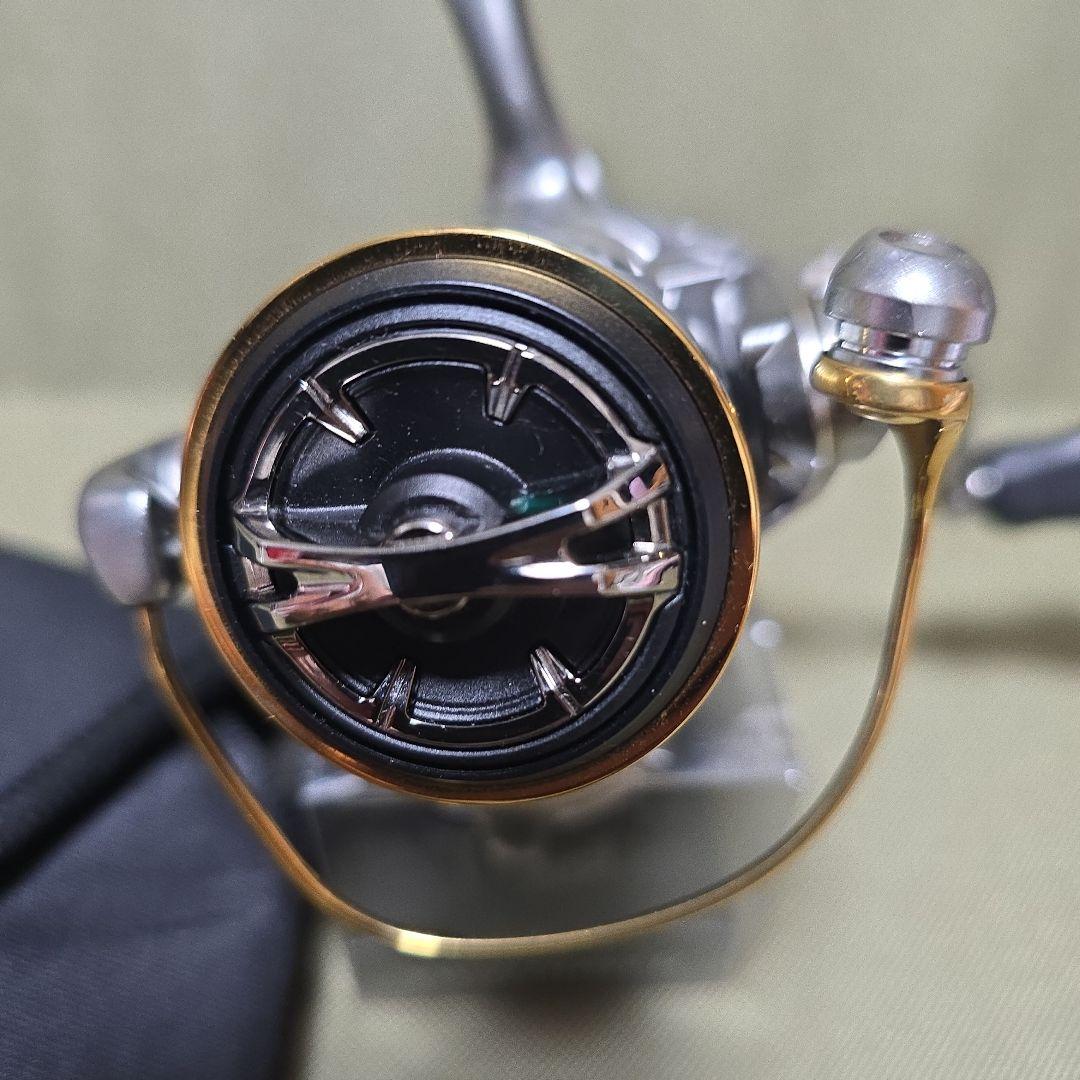 SHIMANO 15 ツインパワー C2000S　美品　替えスプール付き　シマノ