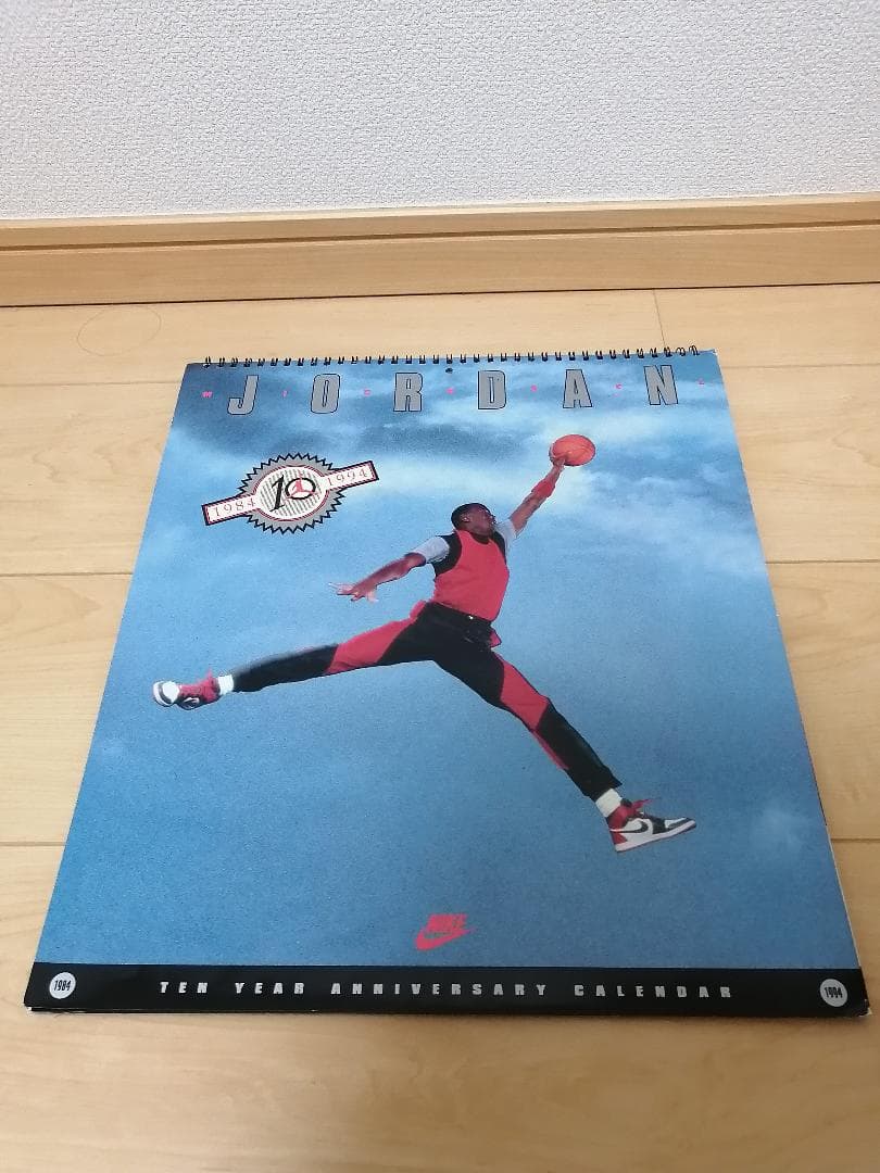 【美品】マイケルジョーダン10yearsカレンダー