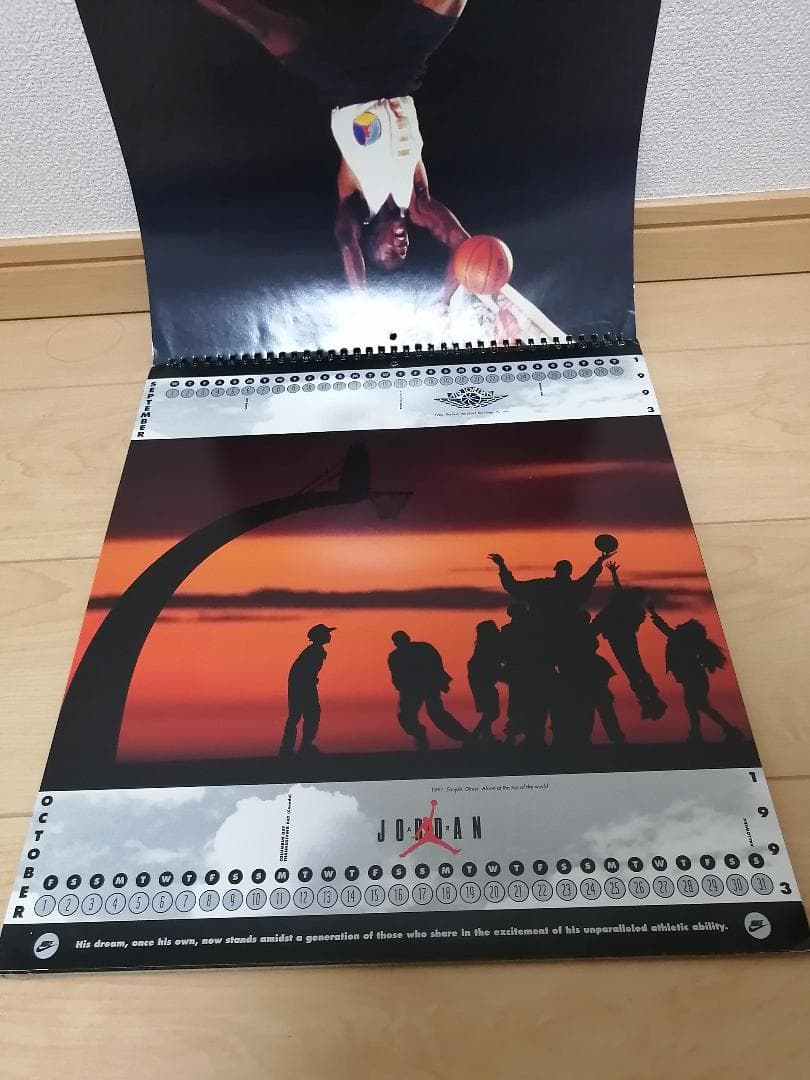 【美品】マイケルジョーダン10yearsカレンダー