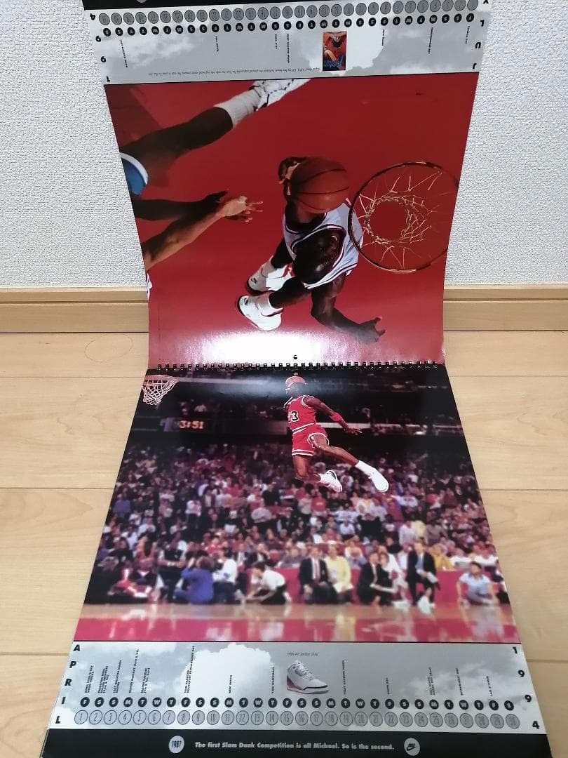 【美品】マイケルジョーダン10yearsカレンダー