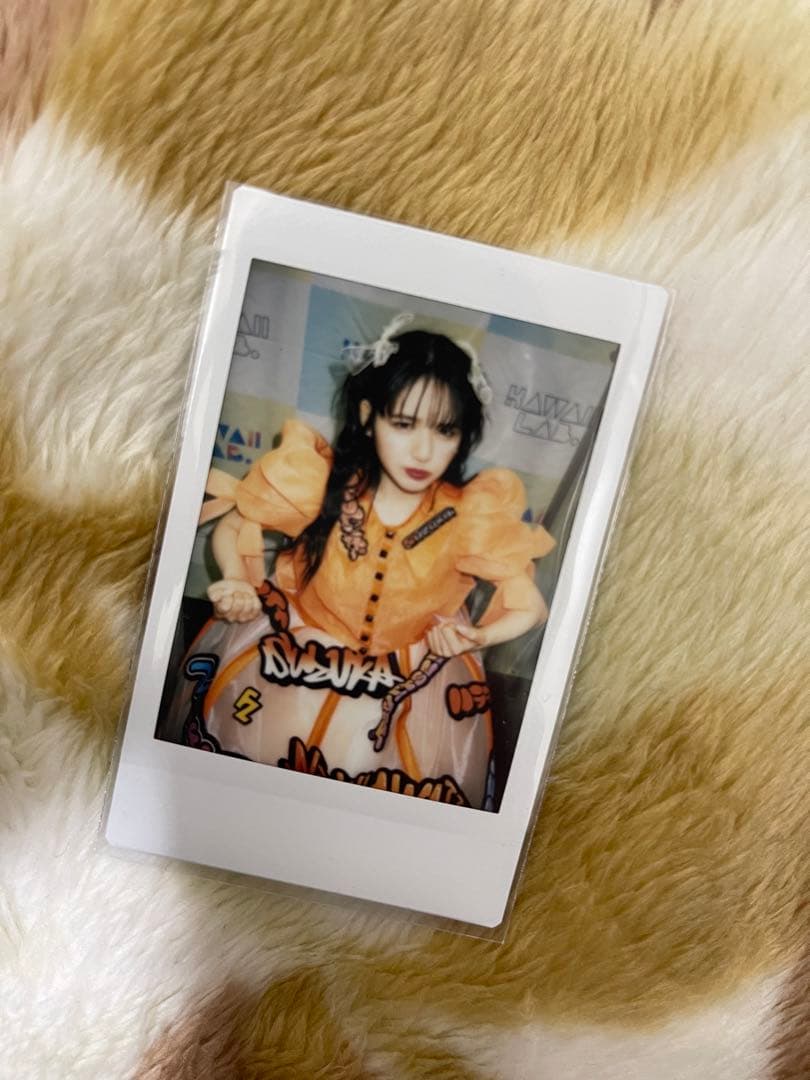 鎮西寿々歌　チェキ