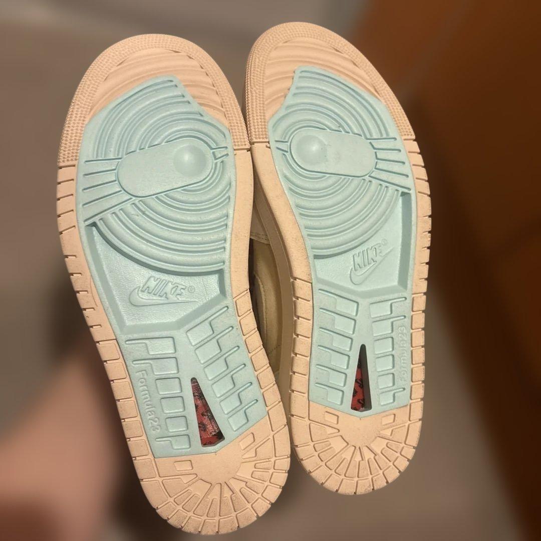 ナイキ エア ジョーダン 1 ズーム CMFT 2 　ウィメンズ