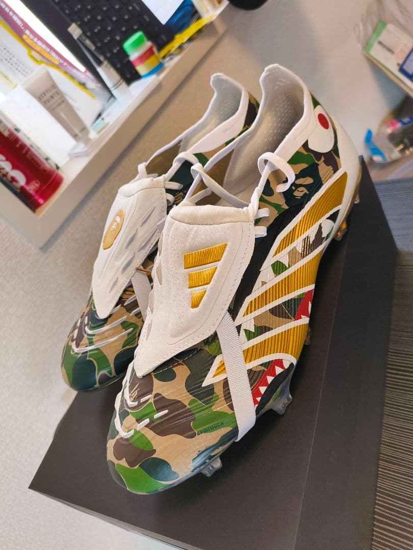 迷彩柄 ゴールド サッカーシューズ・スパイク