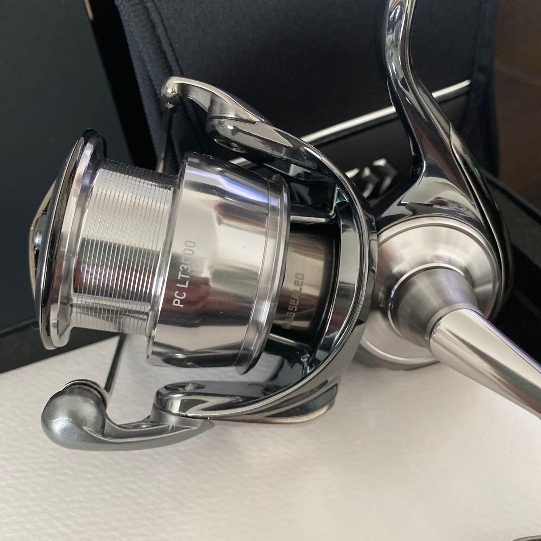 リール 22EXIST LT3000S