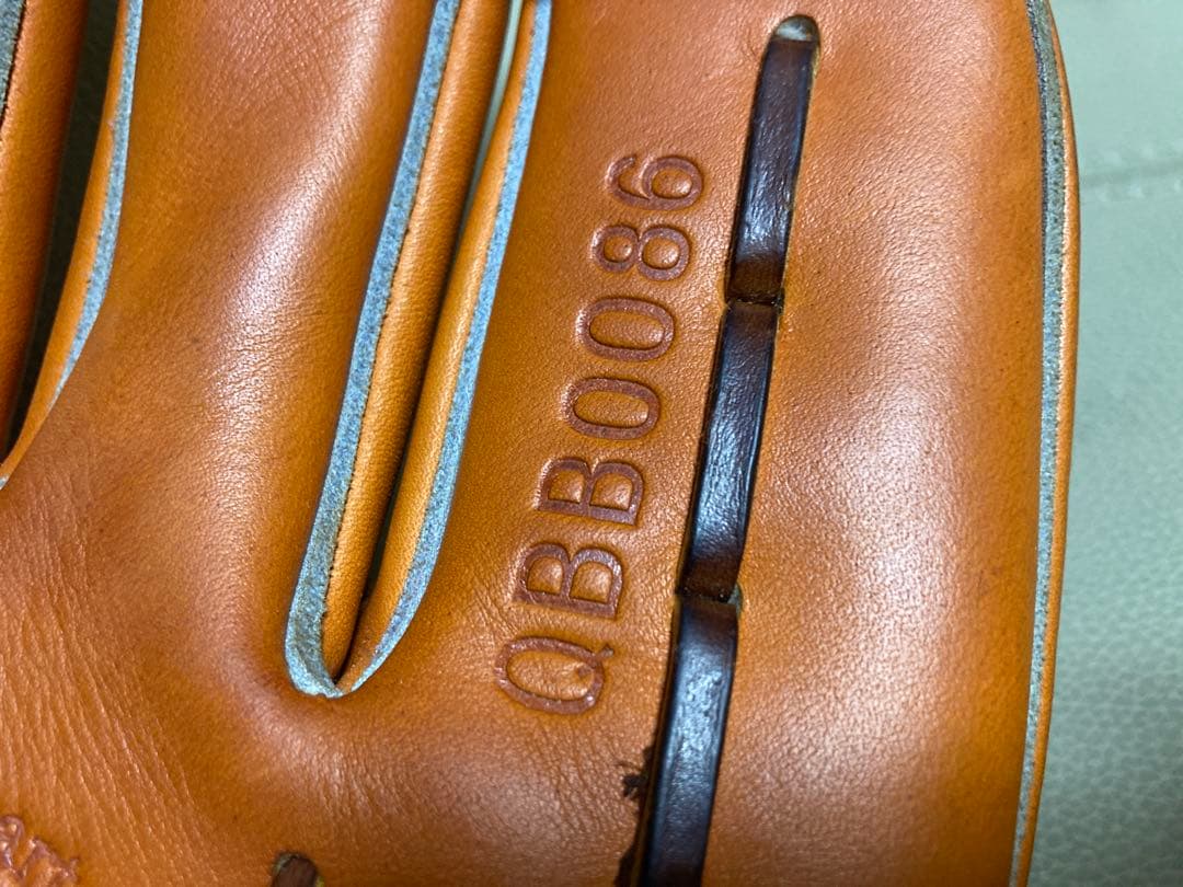 Under Armour 硬式野球グローブオレンジ　松田宣浩モデル【美品】