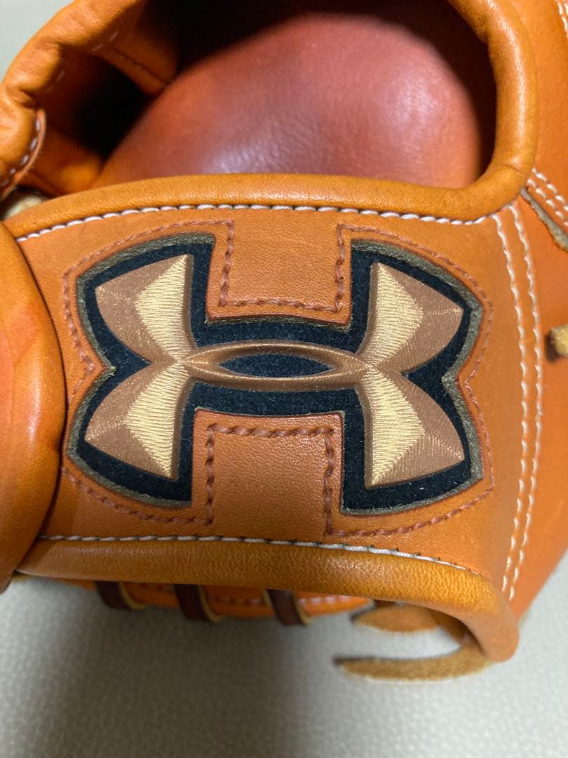 Under Armour 硬式野球グローブオレンジ　松田宣浩モデル【美品】