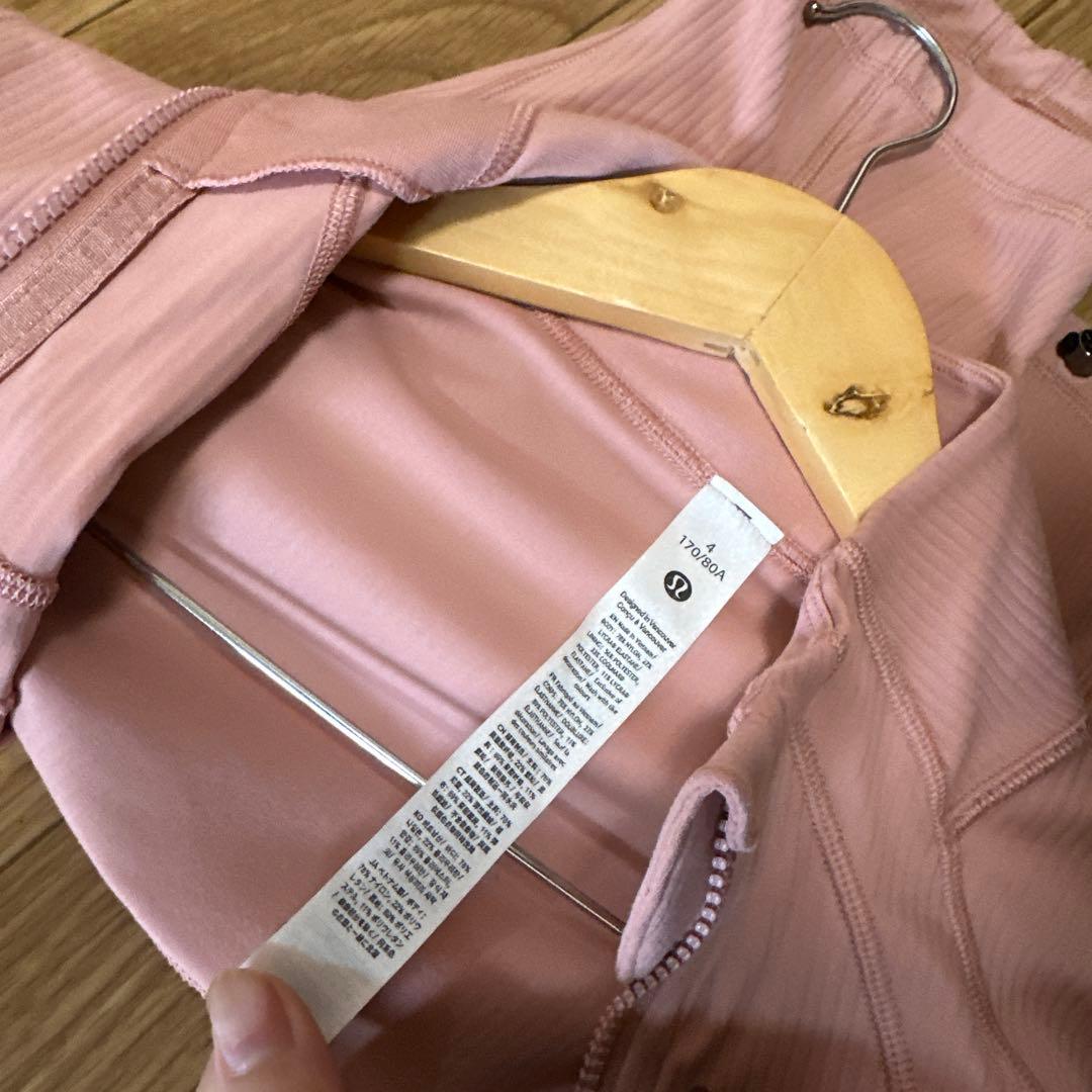 ピンク ストレッチジャケット ジッパー付き