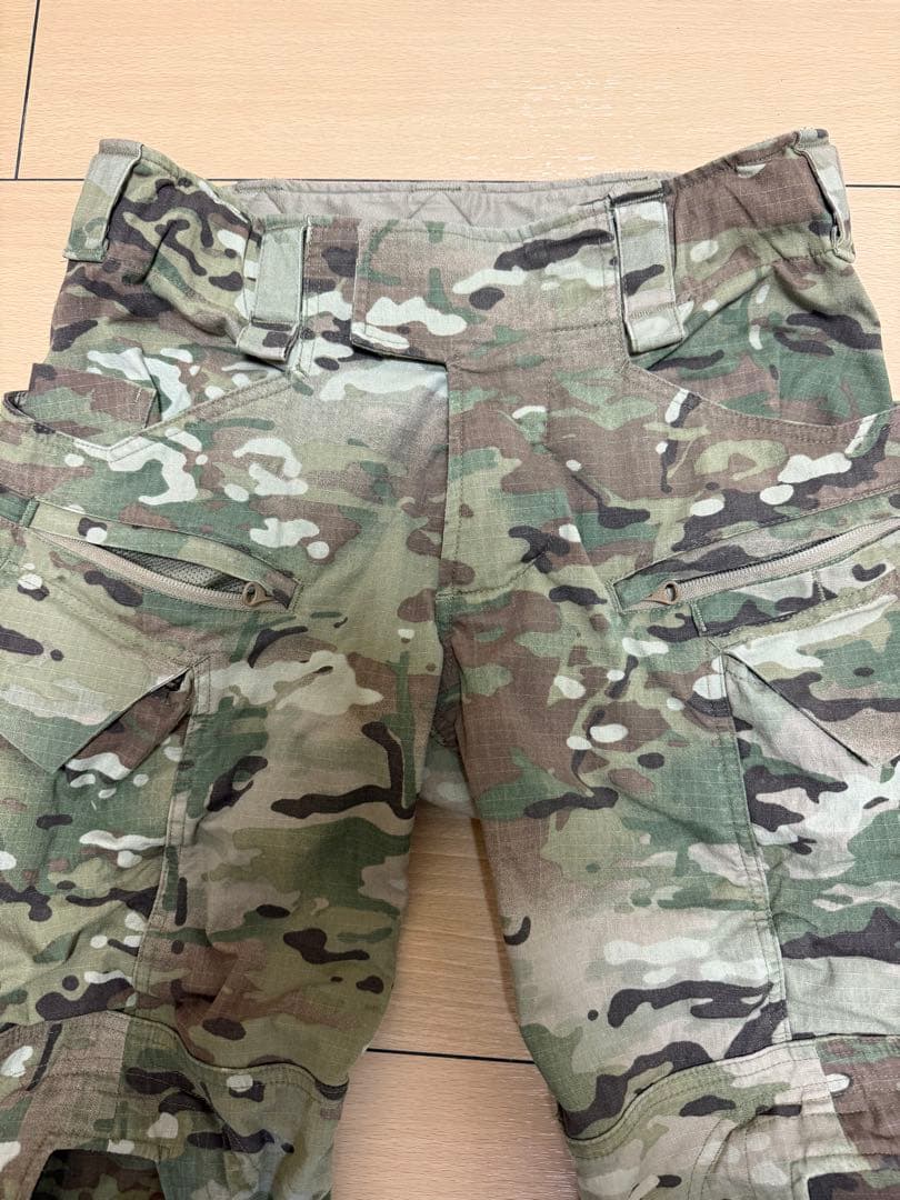 「実物」crye precision G4 コンバットパンツ　マルチカム30-S