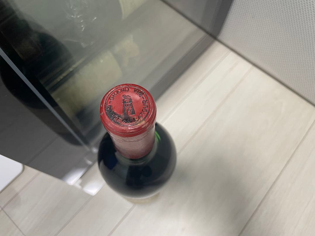 NR 【セラー保管】 シャトー・ラトゥール 1972