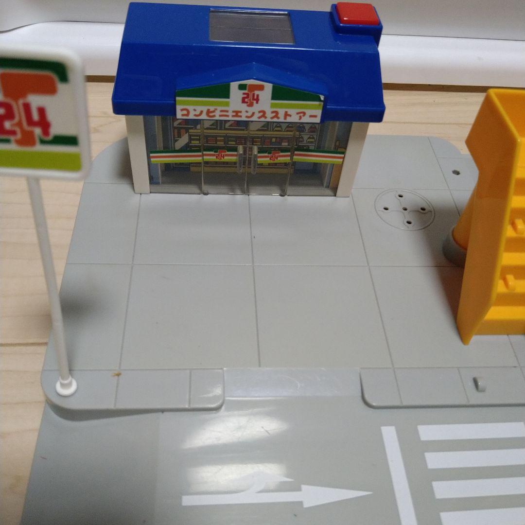 トミカ　ソーラータウン　おおきな交差点　プラキッズ　セット