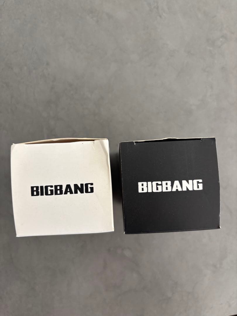 BIGBANG LIGHT STICK KEYRING 2色セット