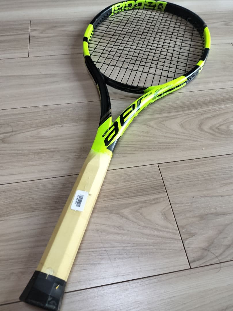 Babolat Pure Aero ピュアアエロ　VS tour g3