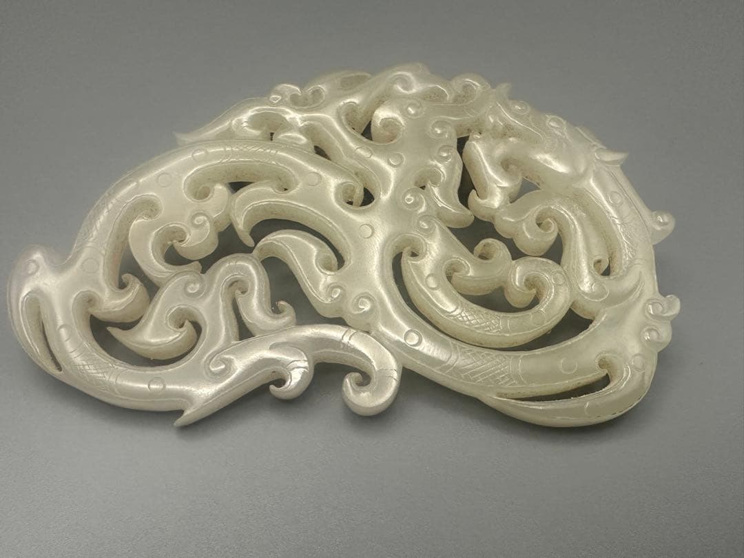 中国古美術　本物和田玉　根付　玉璧　巻雲紋　旧蔵　コレクション　透かし彫り　美品