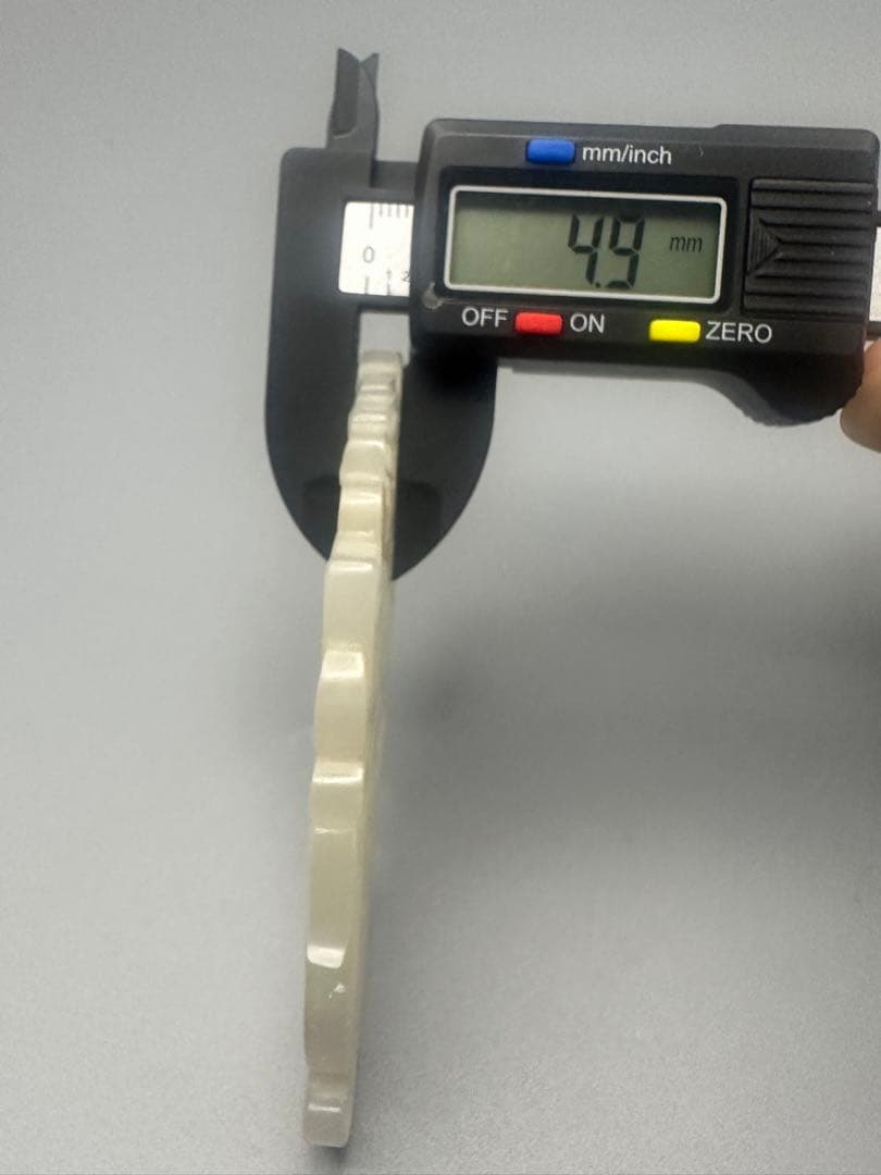 中国古美術　本物和田玉　根付　玉璧　巻雲紋　旧蔵　コレクション　透かし彫り　美品