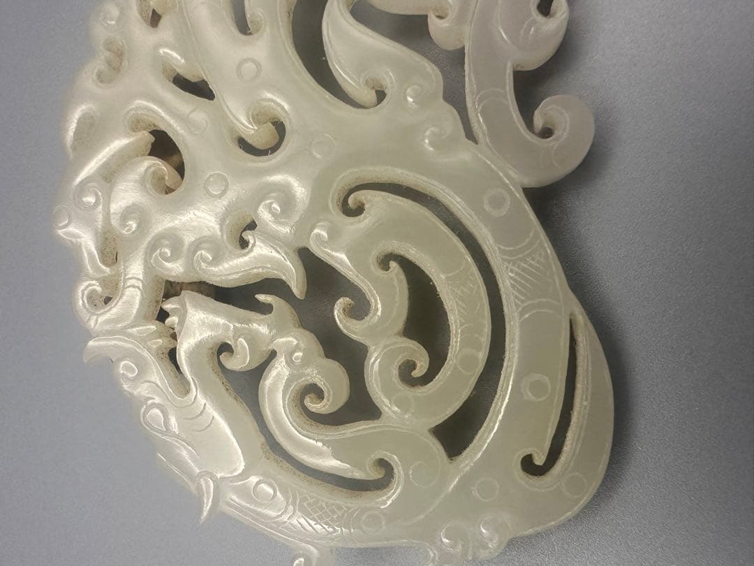 中国古美術　本物和田玉　根付　玉璧　巻雲紋　旧蔵　コレクション　透かし彫り　美品