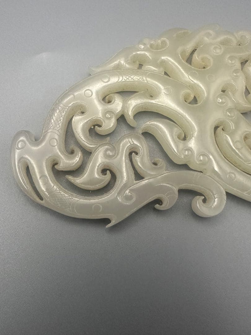 中国古美術　本物和田玉　根付　玉璧　巻雲紋　旧蔵　コレクション　透かし彫り　美品